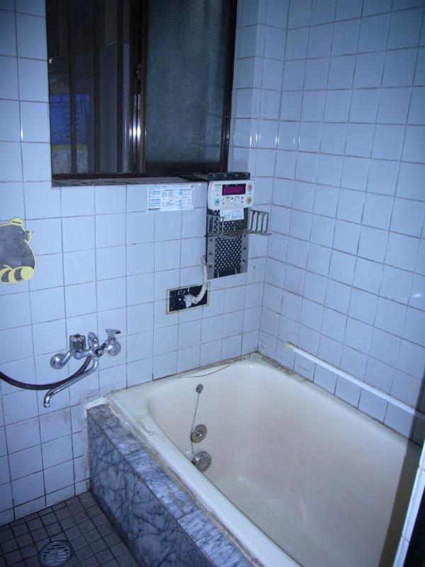 バリアフリー工事浴室のビフォア