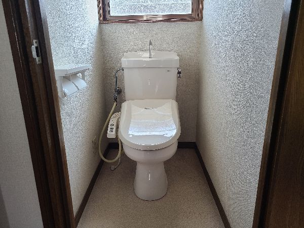 内窓&節水型便器で【補助金】GETトイレのビフォア